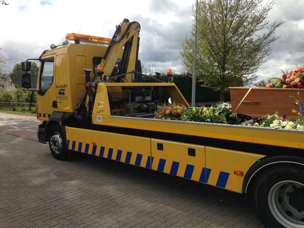 Autoambulance als uitvaartvervoer - Het laatste afscheid