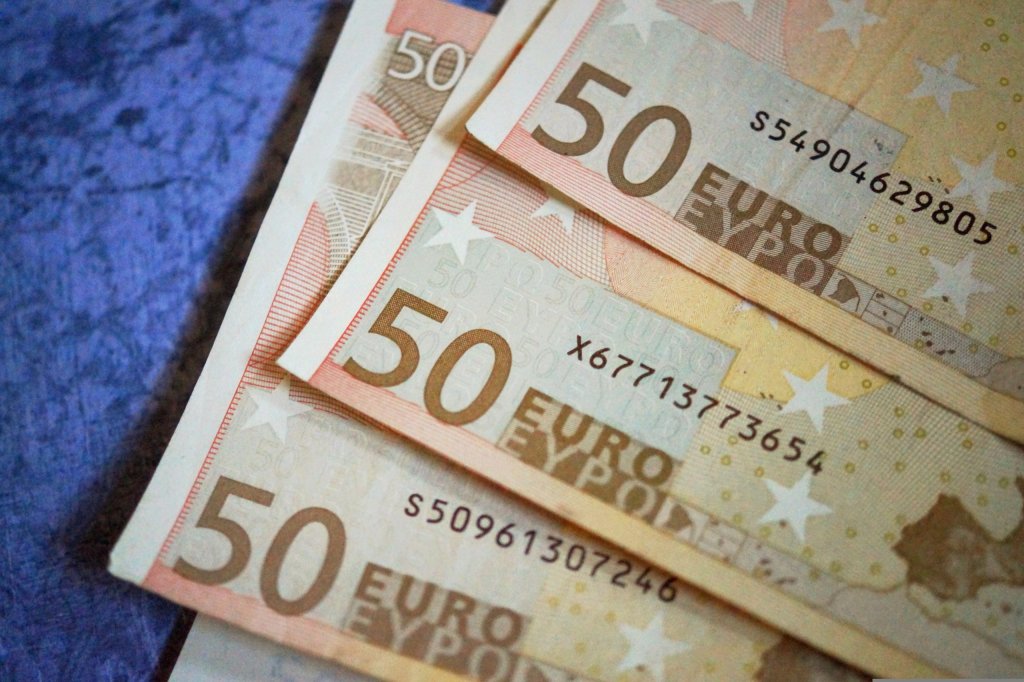 Als ik niet wil dat de uitvaartverzekeraar mijn uitvaart verzorgd, wat zijn dan de financiële gevolgen?